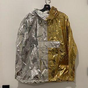 Metallic Nike Sportswear Pullover